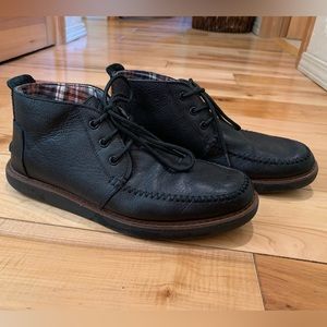 Tom’s Soft Leather Chukka size 8.5